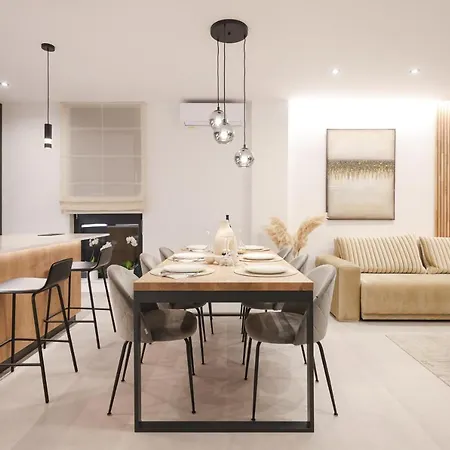 Leonardo Luxury 1 Penthouse With Jacuzzi דירה זאדאר
