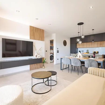 Leonardo Luxury 1 Penthouse With Jacuzzi *