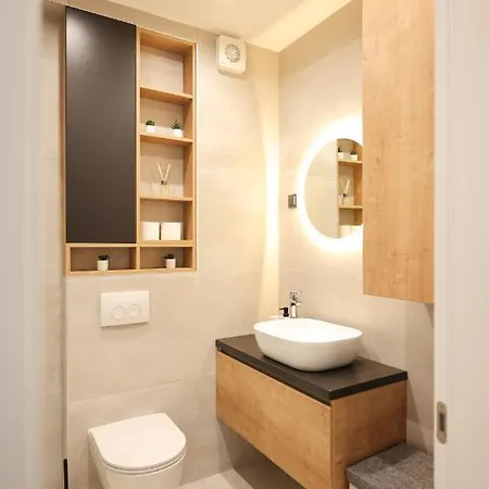 Leonardo Luxury 1 Penthouse With Jacuzzi * זאדאר