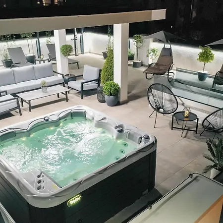 Leonardo Luxury 1 Penthouse With Jacuzzi * זאדאר